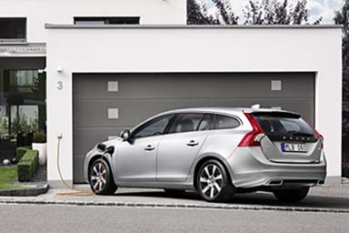 Otto Volvo V60 Diesel Plug-In Hybrid in servizio in Veneto