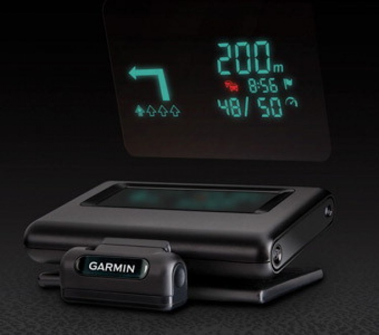 Garmin, un HUD per automobili e smartphone