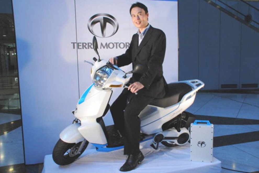 Smartphone e scooter, matrimonio in Giappone