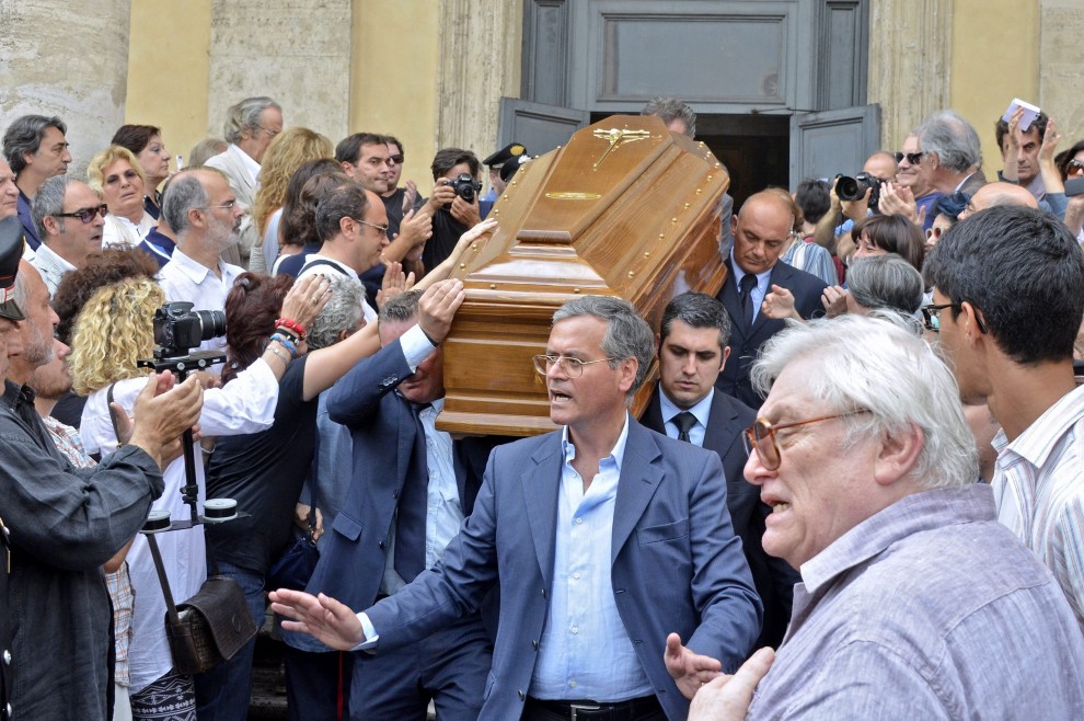 I funerali di Cerami, Benigni: ''Morto un poeta''