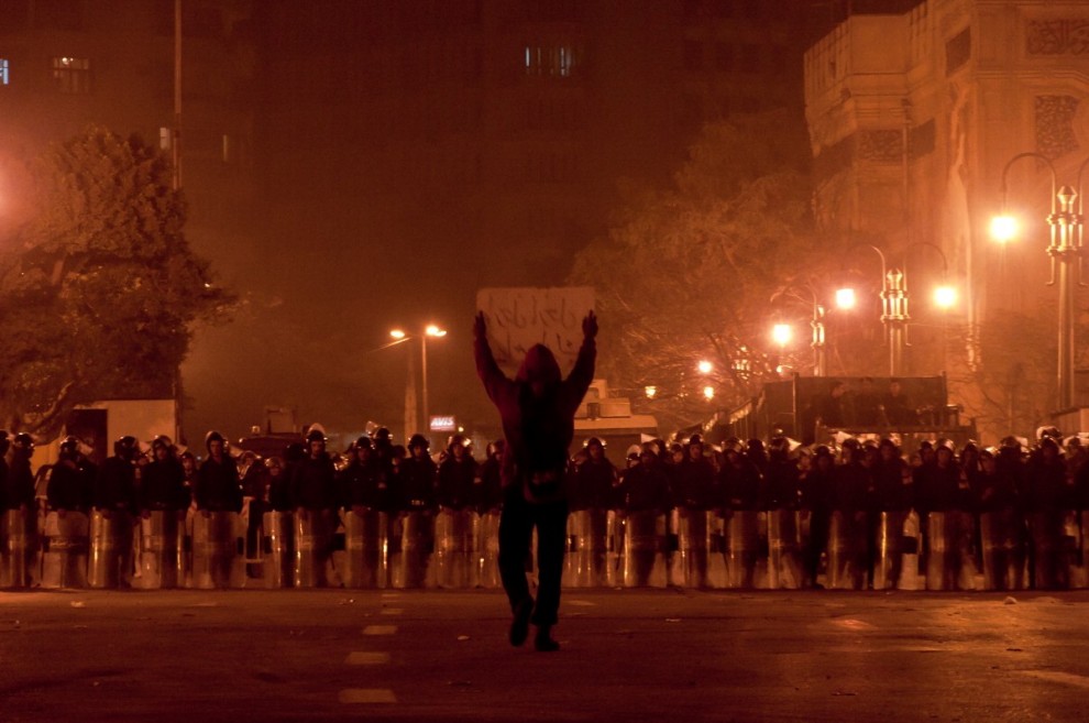 "Riot", la rivolta sociale &egrave; simulata