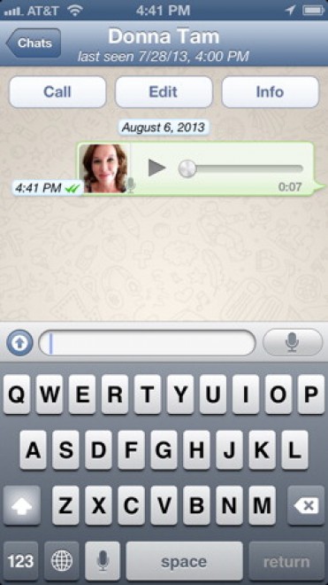WhatsApp ora parla: arrivano i "messaggini" vocali