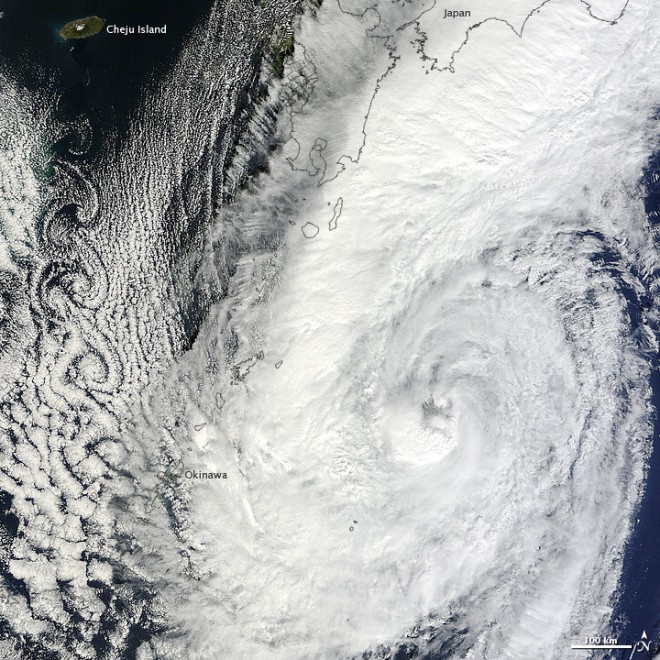 Vortici e zucchero a velo, spirali in serie tra le nuvole