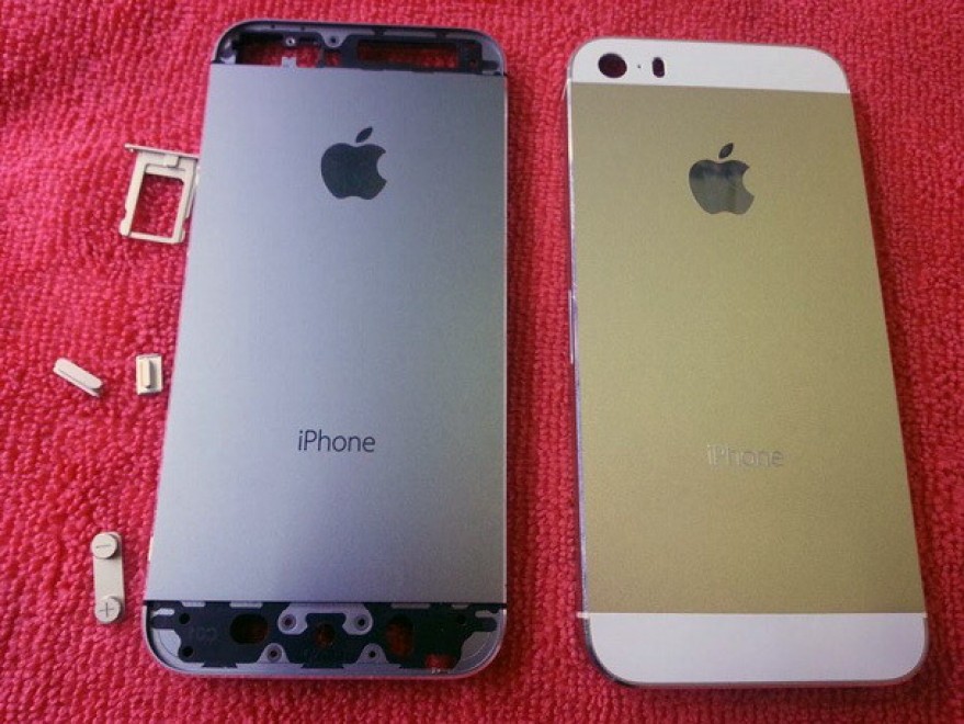 iPhone 5S e 5C fianco a fianco