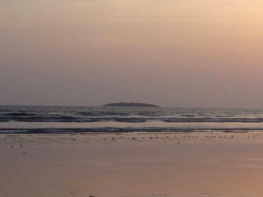 La terra trema in Pakistan, l'isola emerge dal mare