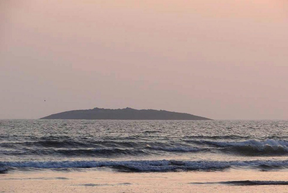 La terra trema in Pakistan, l'isola emerge dal mare
