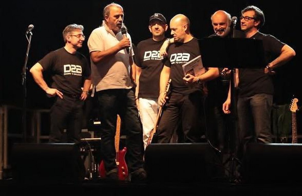 I D2B in scena sul palco