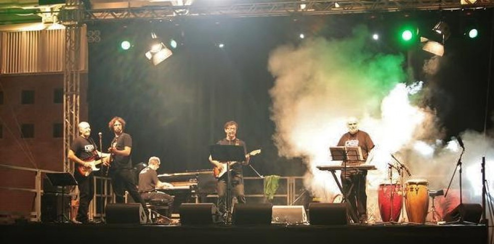 I D2B in scena sul palco